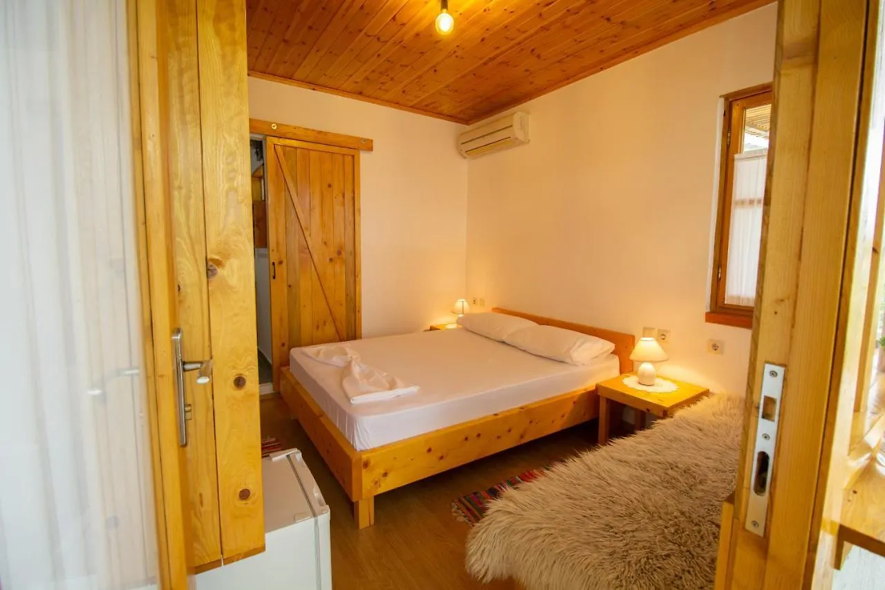 Tearra Guesthouse Gjirokaster Guest house