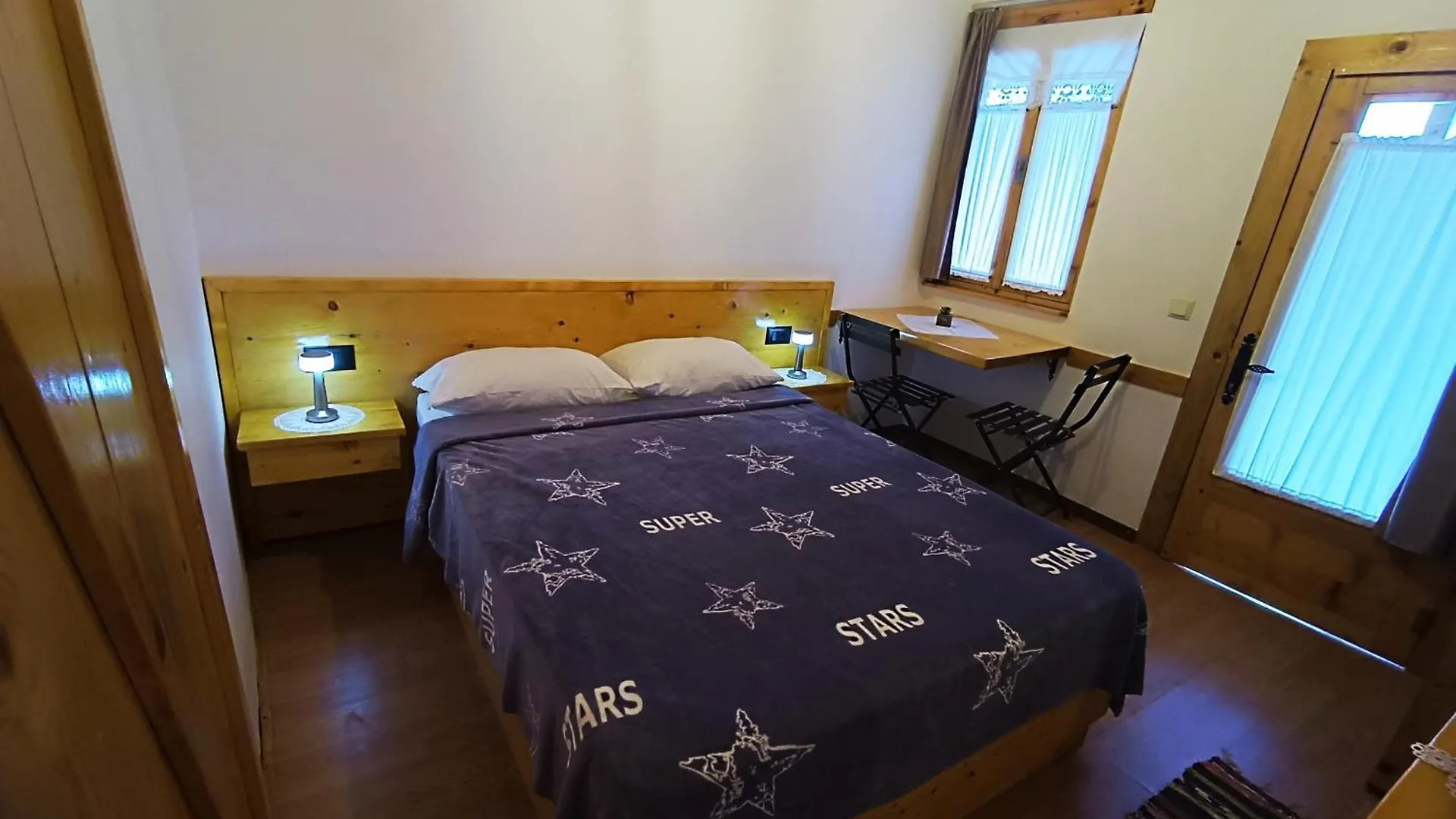 Tearra Guesthouse Gjirokastër