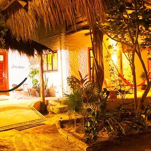 https://villa-los-mangles-hotel.quintano-roohotels.com