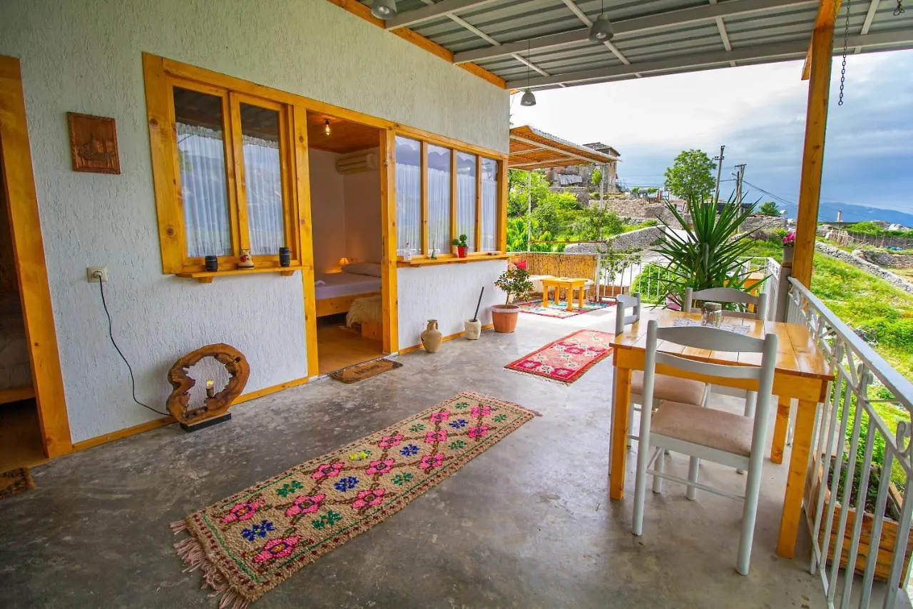 Tearra Guesthouse Gjirokastër Albanien