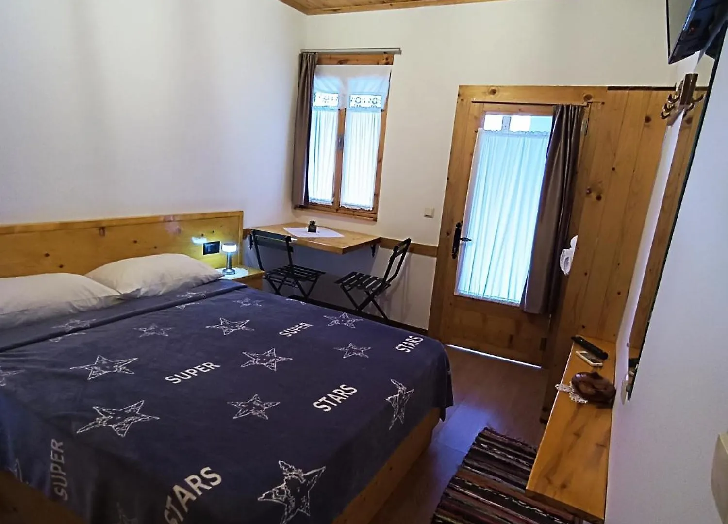 Tearra Guesthouse Gjirokastër Gasthof