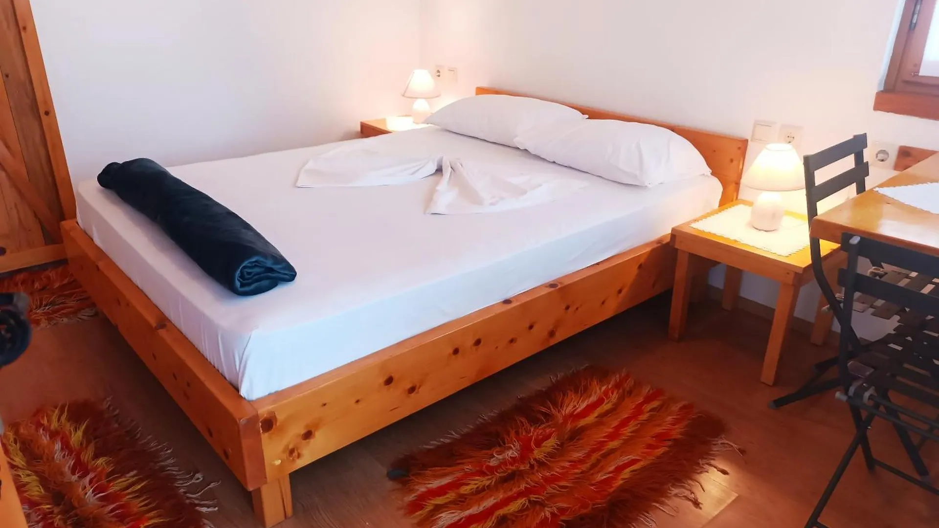 Tearra Guesthouse Gjirokastër Gasthof